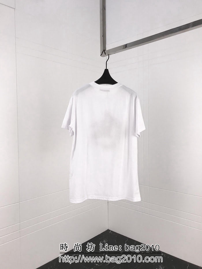 BURBERRY巴寶莉 19ss早春新款 拼色刺繡麥穗騎士 男款短袖 精密刺繡工藝 ydi2127